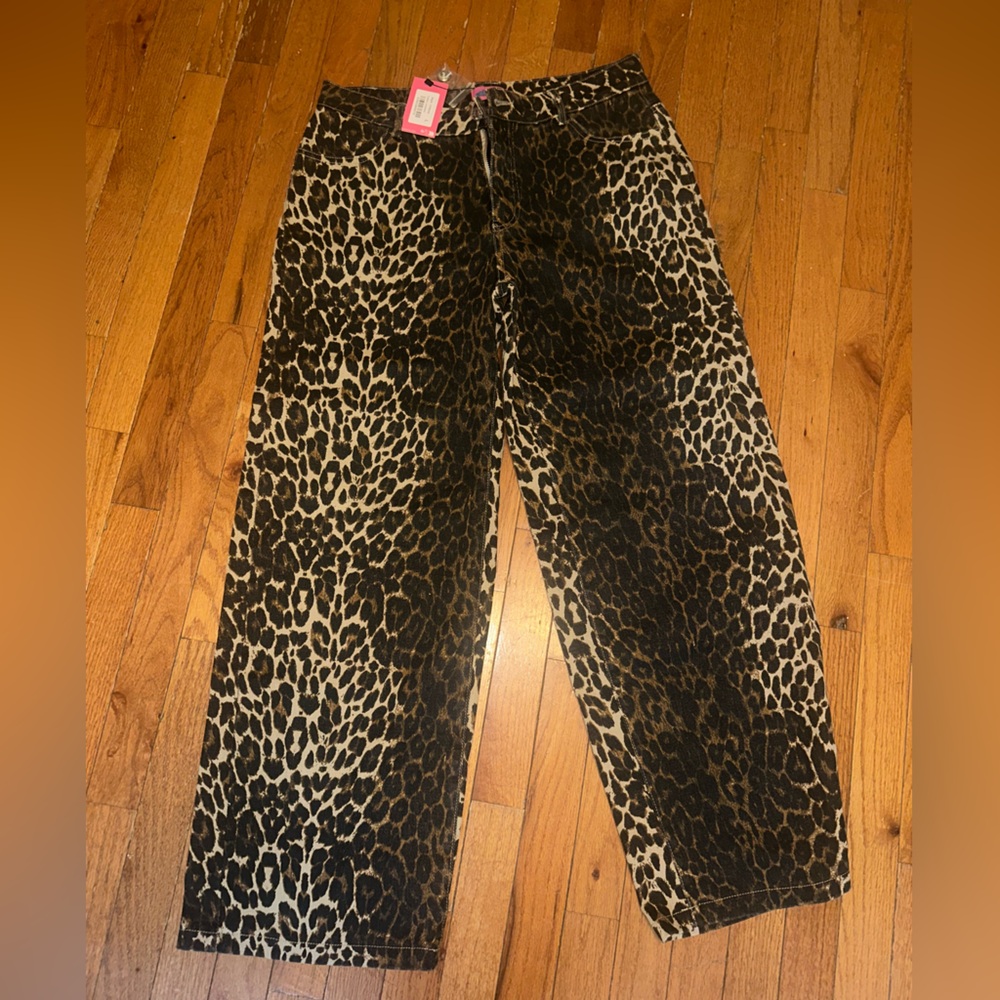 Edikted Wild Leopard Flare Jeans - Black and Tan